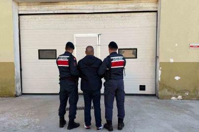 Kesinleşmiş hapis cezasıyla aranan 4 şahıs yakalandı