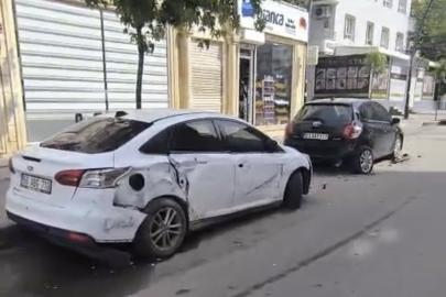 “5 Araca Çarpan Sürücü Kaçtı”