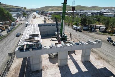 Şanlıurfa’da ulaşımda çığır açacak proje: farklı seviyeli katlı kavşak yapım süreci hızla ilerliyor
