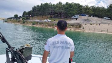Jandarmadan Fırat ve Atatürk Barajı’nda boğulma alarmı