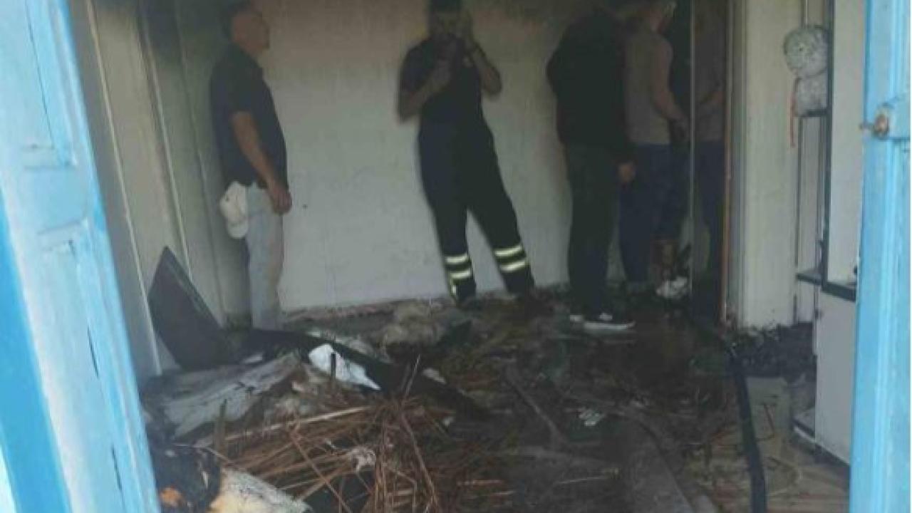 Şanlıurfa'da yanan ev kullanılamaz hale geldi