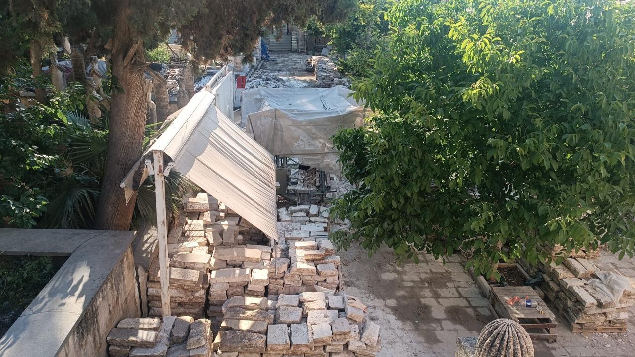 Ulu Cami’de 3 yıldır bitmeyen tadilat tepki topluyor