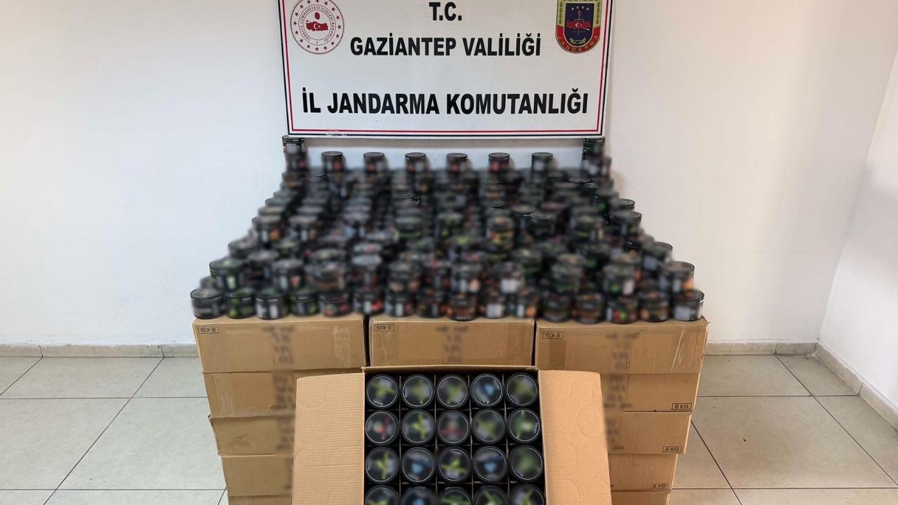 1,8 milyon TL değerinde kaçak malzeme ele geçirildi: 3 gözaltı