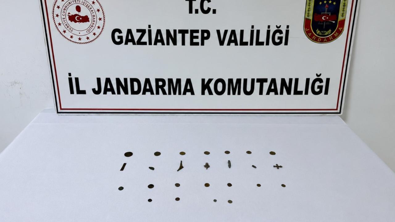 19 adet tarihi eser sikke ele geçirildi: 1 gözaltı
