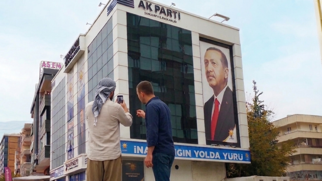 Ak Parti'de değişim rüzgarı Şanlıurfa'ya yansır mı?