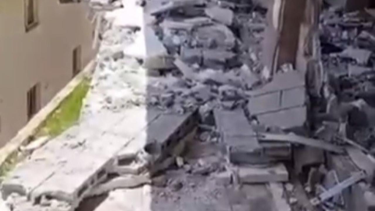 alevlerin arasından Türk bayrağını kurtardılar