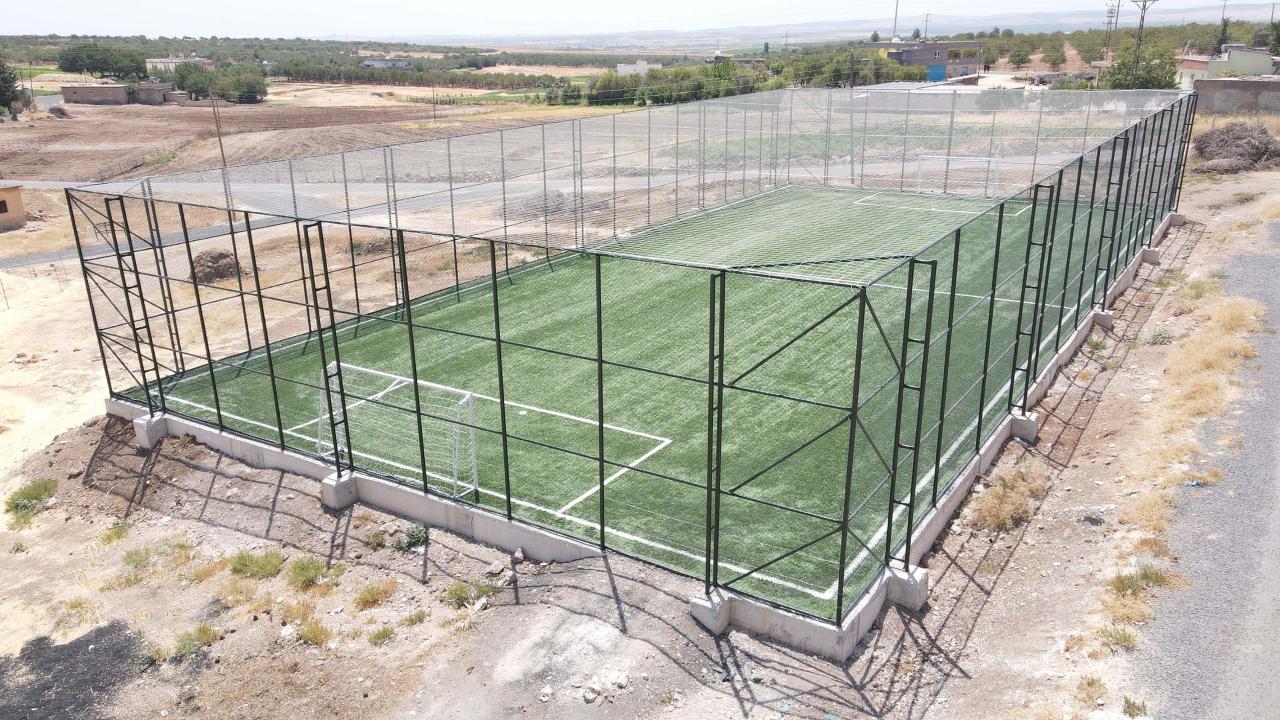 Başkan Canpolat’tan 15 kırsal mahalleye daha spor yatırımı