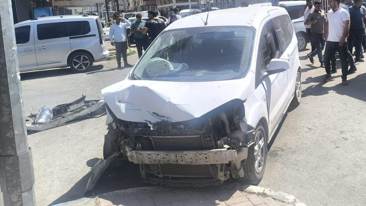 Birecik'te trafik kazası: Yaralılar var
