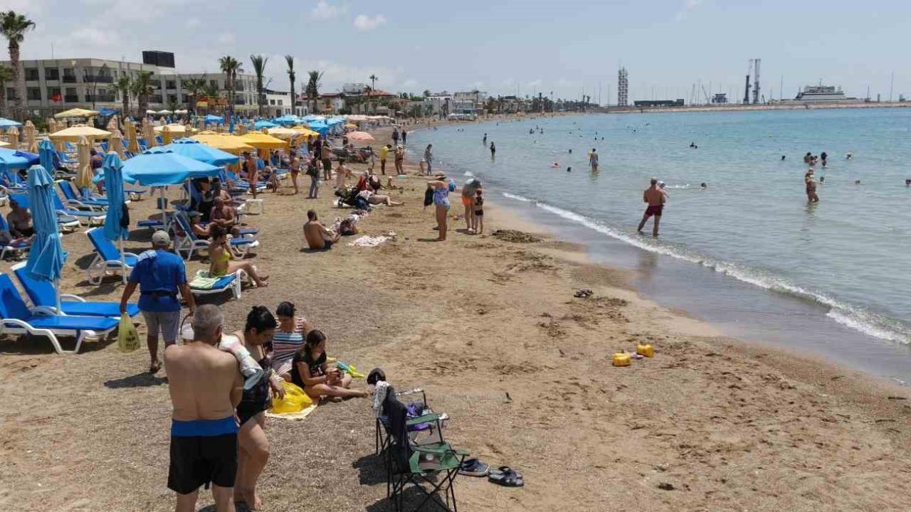 Deniz sezonu başladı: Rus uçuşlarının iptali bölge turizmini etkiledi
