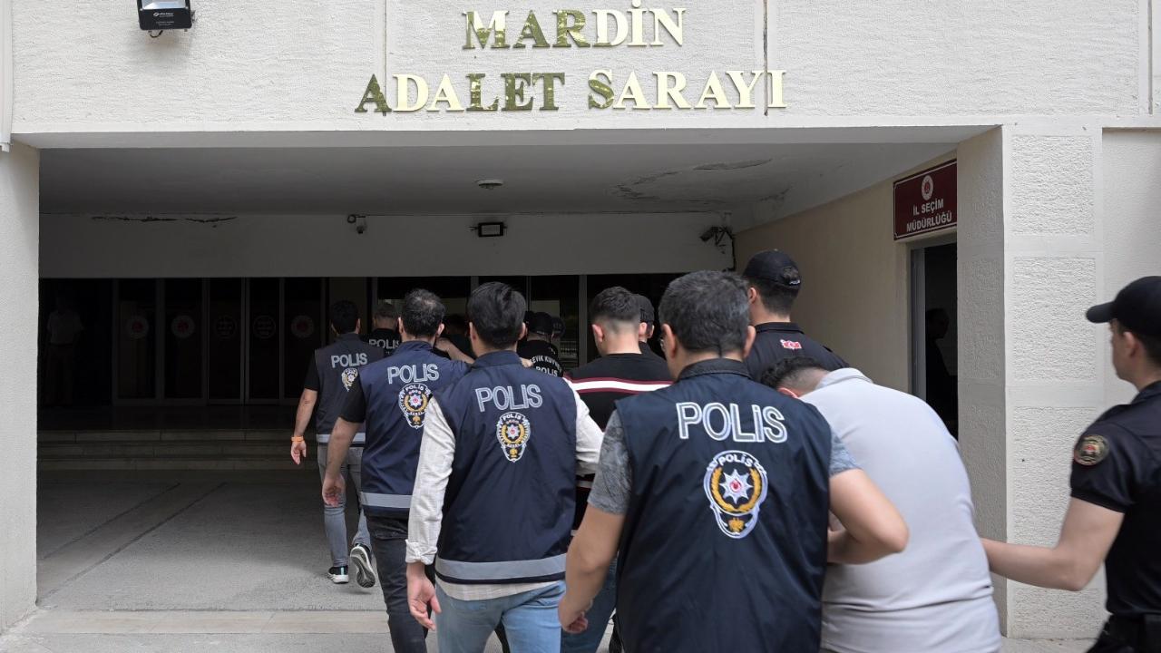 Dolandırıcılık operasyonunda 15 tutuklama