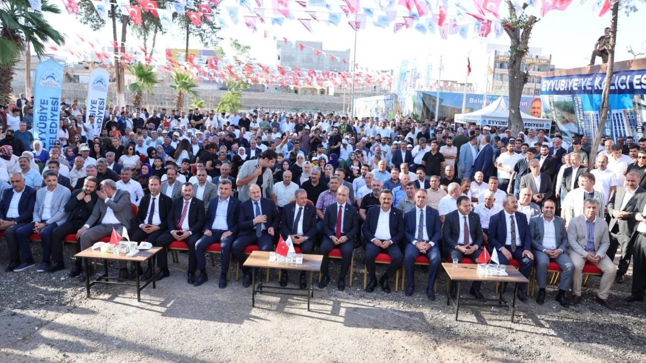 Eyyübiye Belediye Hizmet Binasının Temeli Atıldı