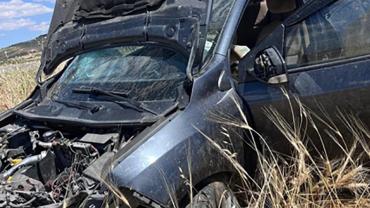Feci kaza: Otomobil şarampole devrildi, 2 yaralı