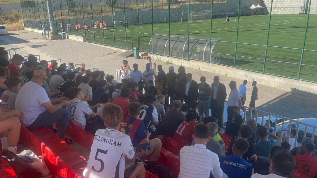 Futbolunun sembol isimleri, alt yapı seçmelerinde