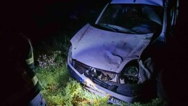 Hafif ticari araç şarampole devrildi: 4 yaralı