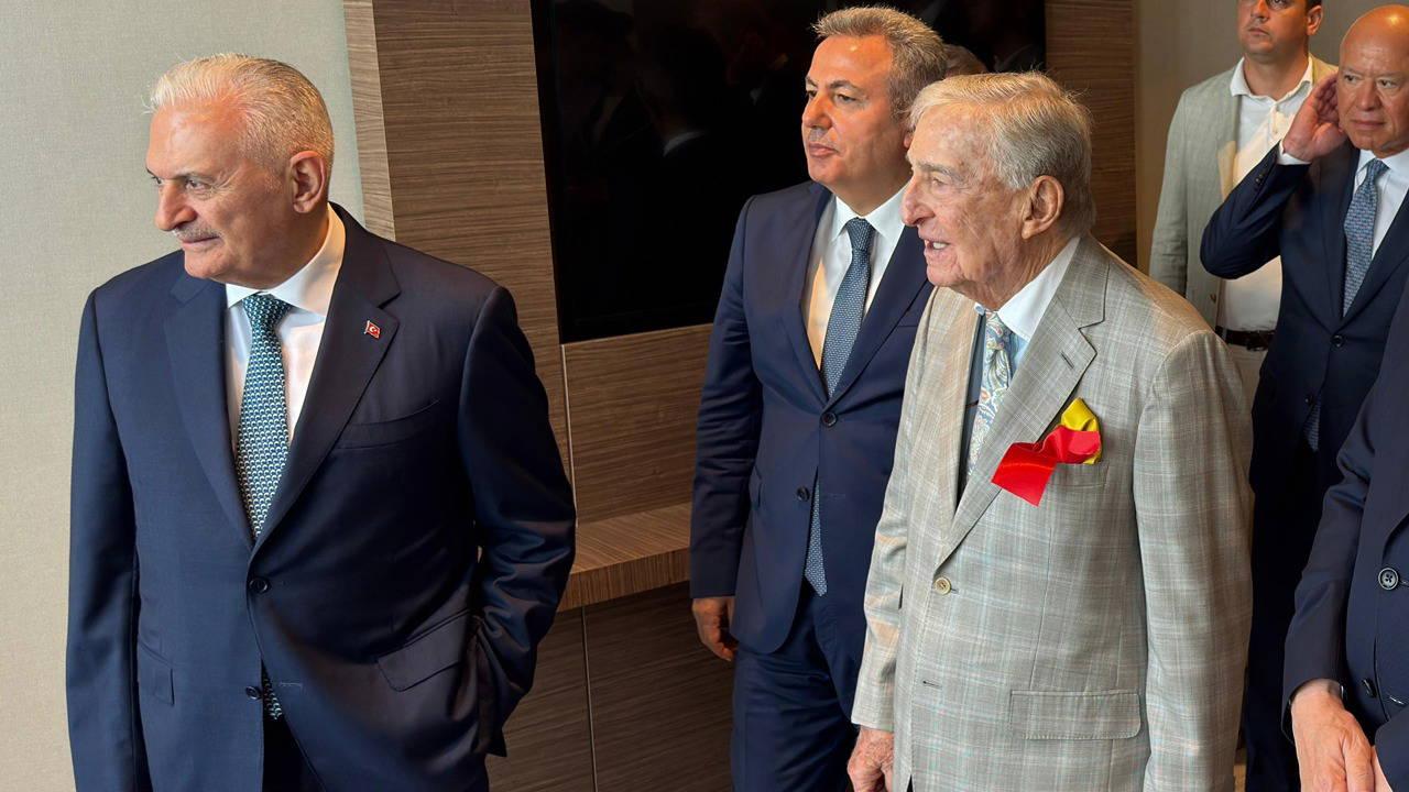 Hakkında soruşturma açılan Rahmi Koç özür diledi