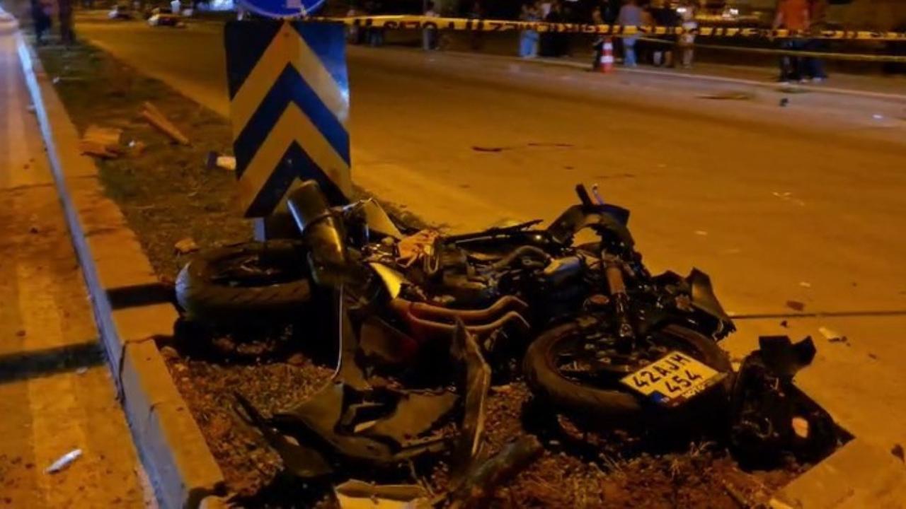 İki motosiklet çarpıştı: 4 yaralı