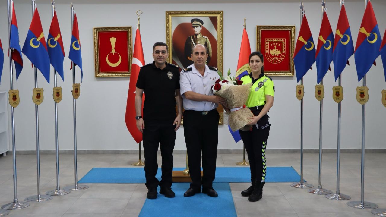 İl Emniyet Müdürü Aksoy’dan Jandarmaya anlamlı ziyaret