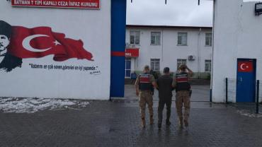 Jandarmadan uyuşturucu operasyonu: 2 kişi tutuklandı