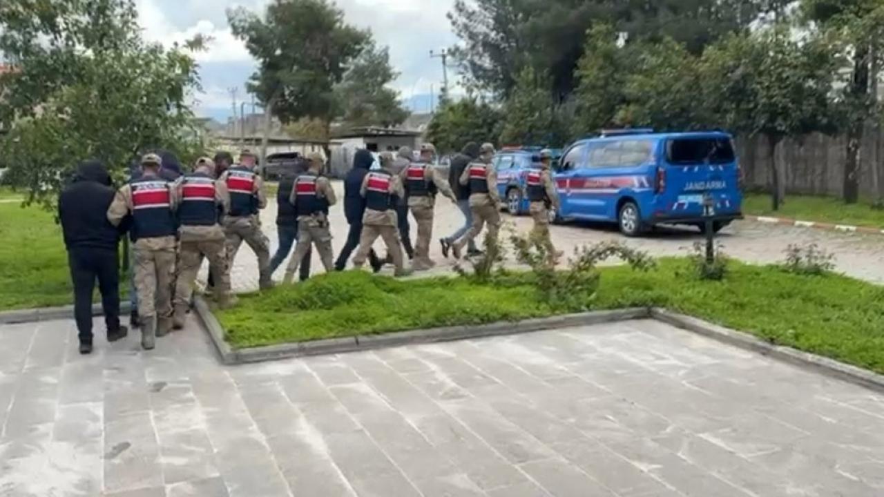 JASAT bir haftada 42 aranan şahsı yakaladı