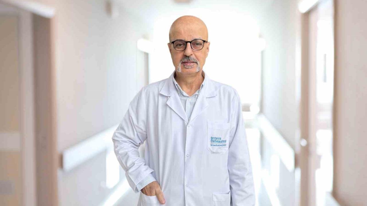 "Kafeinli içecekler sıvı kaybını artırabilir"