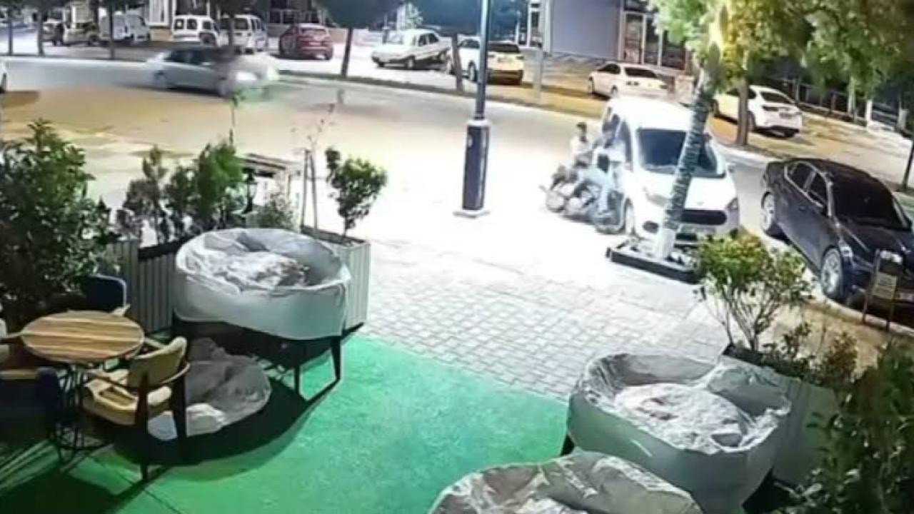 Kontrolden çıkan motosiklet hafif ticari araca çarptı: 2 yaralı