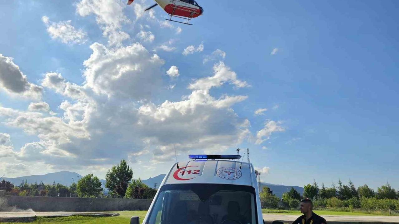 Prematüre ikizlerden biri helikopter ambulansla Niğde’ye nakledildi