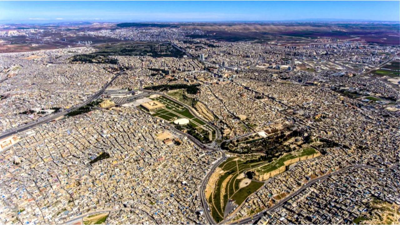 Şanlıurfa'da sıcak hava hayatı olumsuz etkiliyor