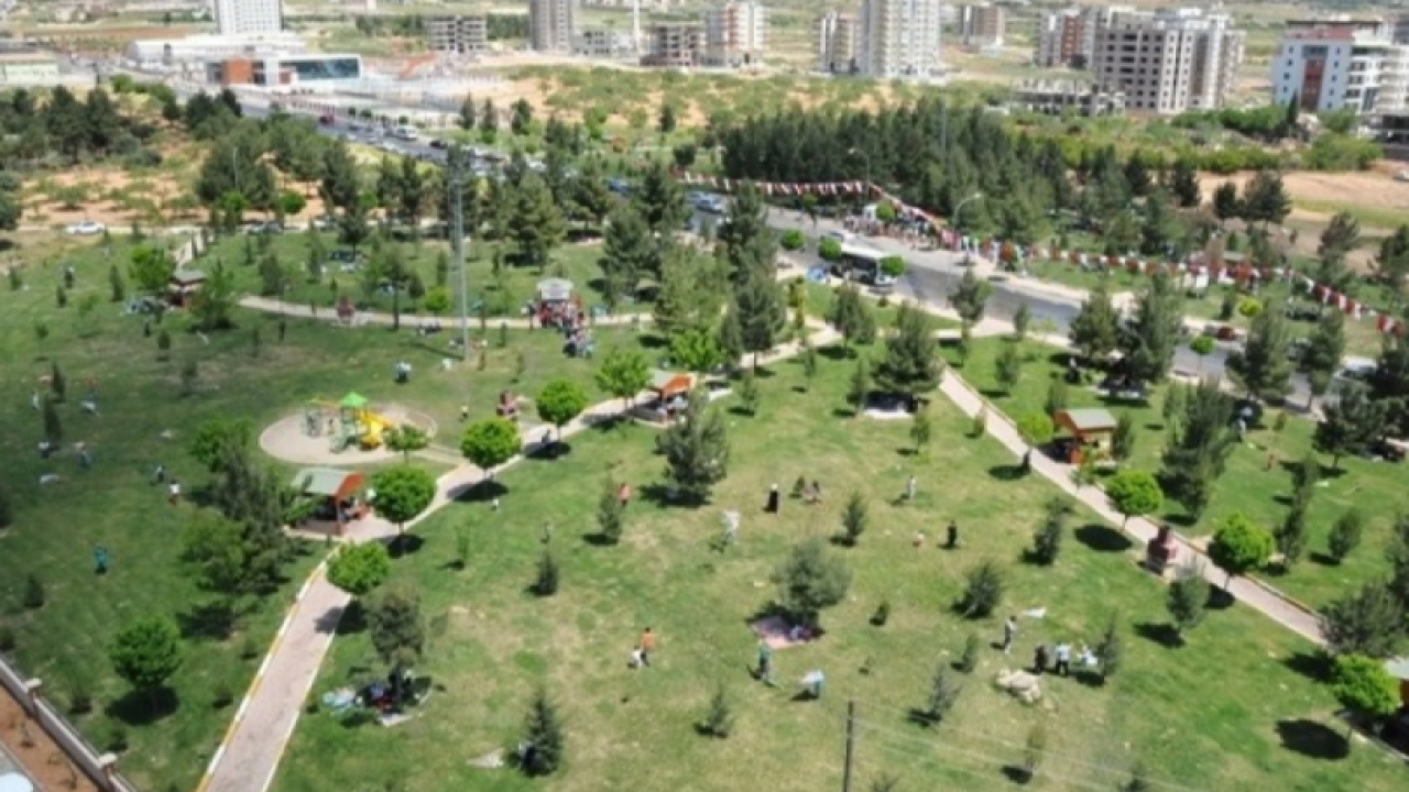 Şanlıurfalılar mesire alanlarına akın etti