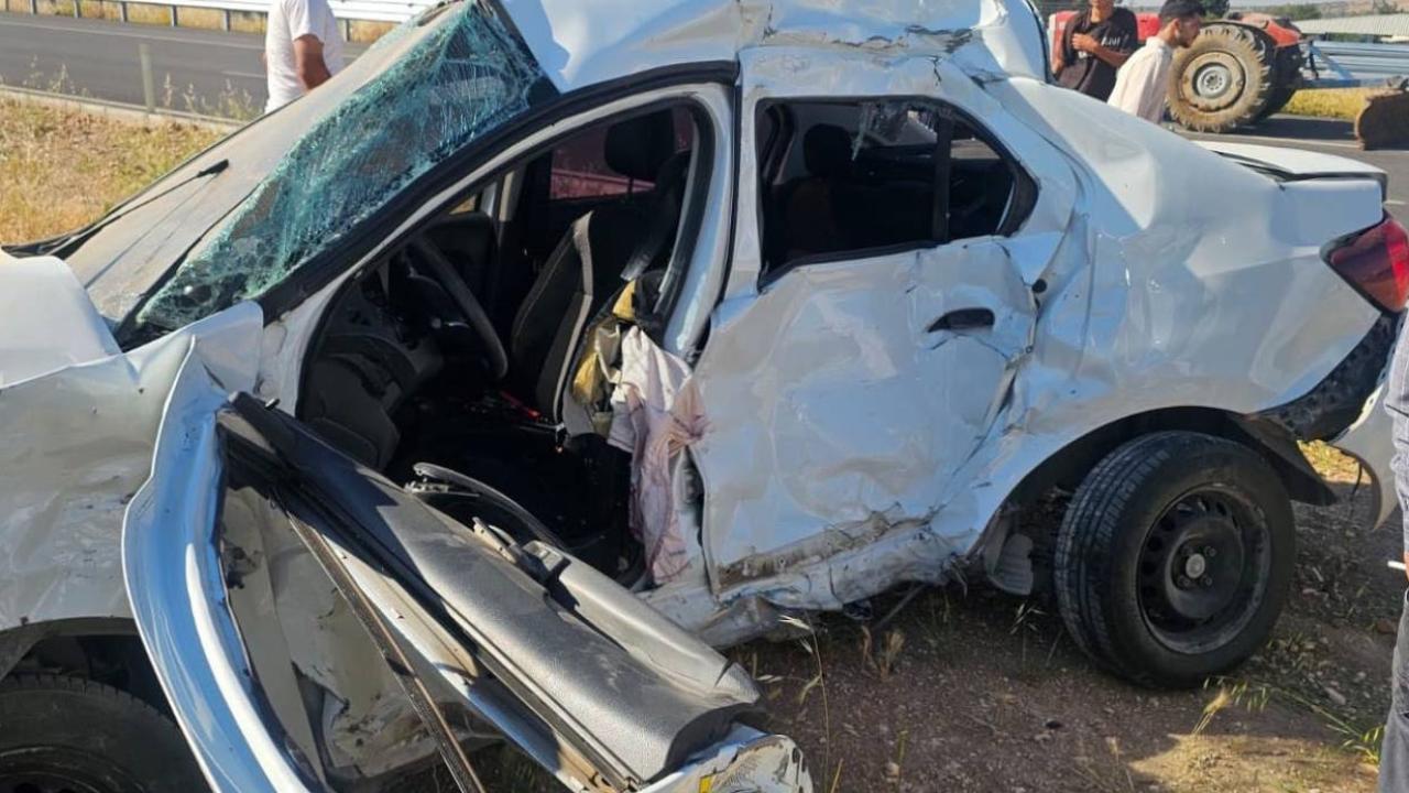 Sınava yetişmeye çalışan genç kazada hayatını kaybetti