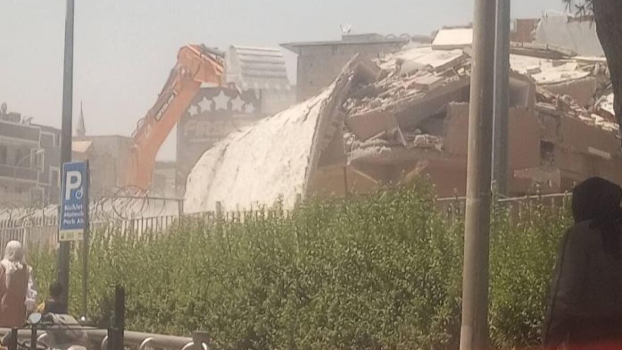SSK Caddesi’nde yol genişletme çalışmaları sürüyor