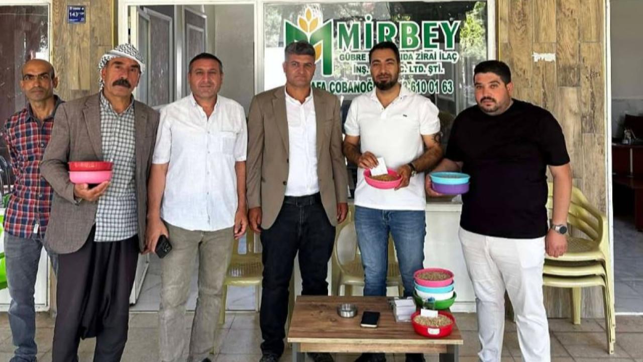 Viranşehir'de sezonun ilk buğdayı satıldı
