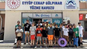 Eyyübiye’de Çocuklar Güvenle Serinliyor