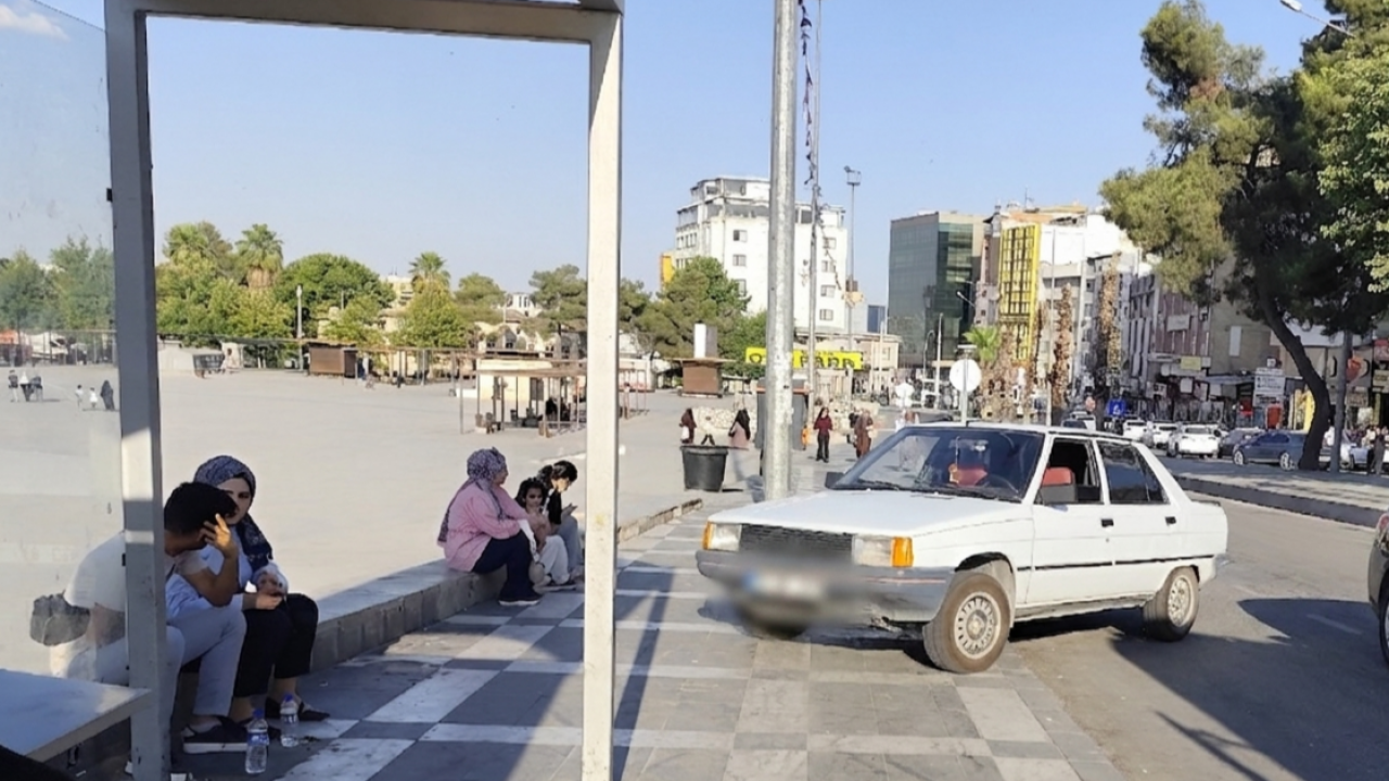 'Kaldırımı açık bırak ki saygıya yer kalsın'