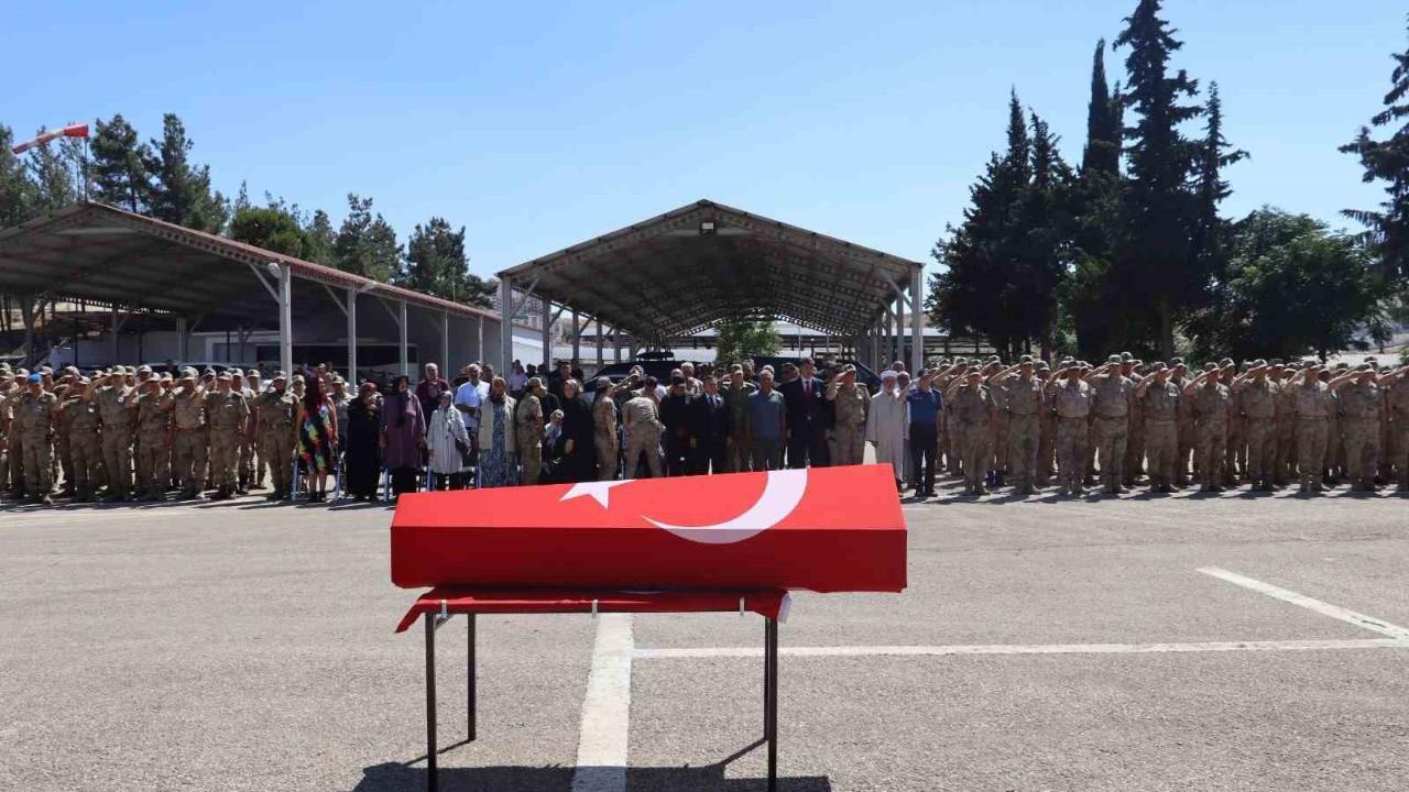 Kalp krizi sonucu hayatını kaybeden uzman çavuş için tören düzenlendi