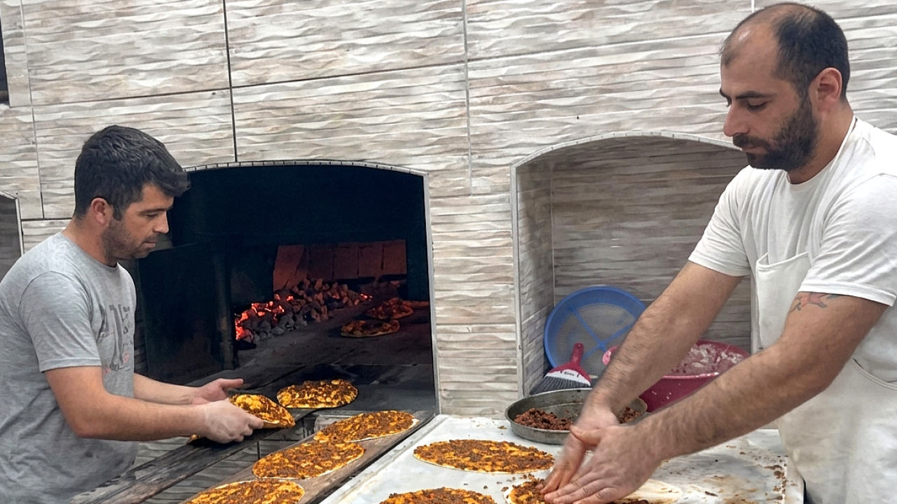 Lahmacunumuz 'TasteAtlas'a damga vurdu