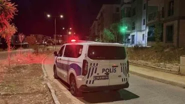 Kavga eden iki gruba polis ekipleri müdahale etti