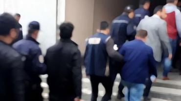 Sahte polis çetesi yaşlı çifti milyonlarca lira dolandırdı