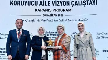 Şanlıurfa'ya ‘Geçici Koruyucu Aile Hizmeti Özel Ödülü’