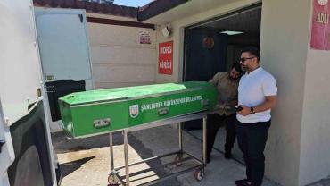 Urfa'da boş arazide battaniyeye sarılı erkek cesedi bulundu