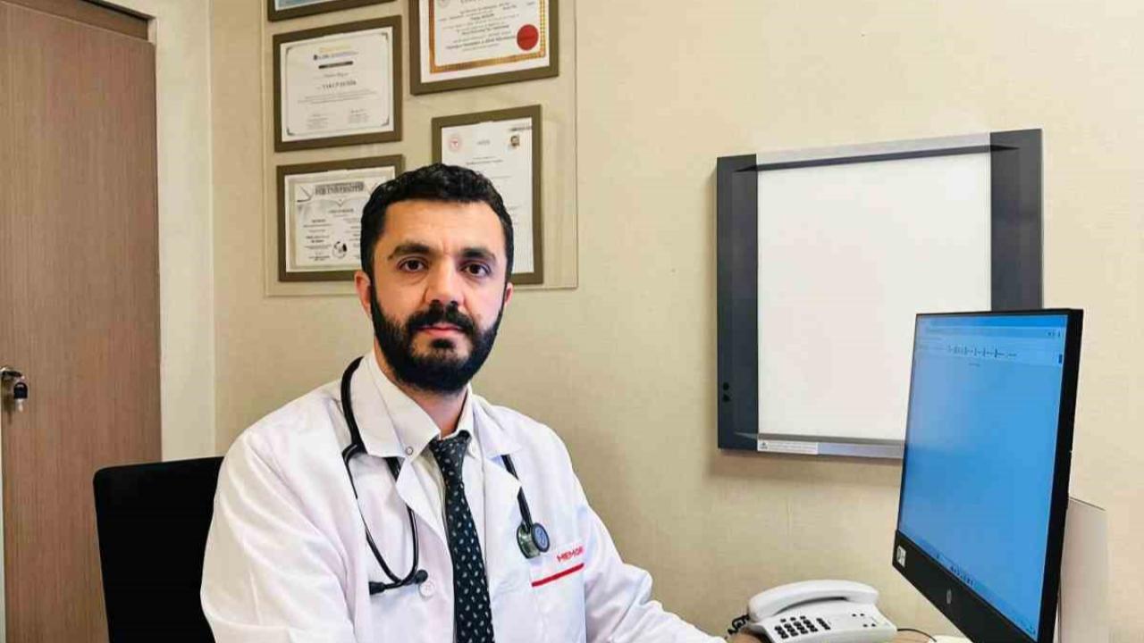 Uzman Dr. Demir: "CRP, vücuttaki iltihabi durumun şiddeti hakkında bize fikir verir"
