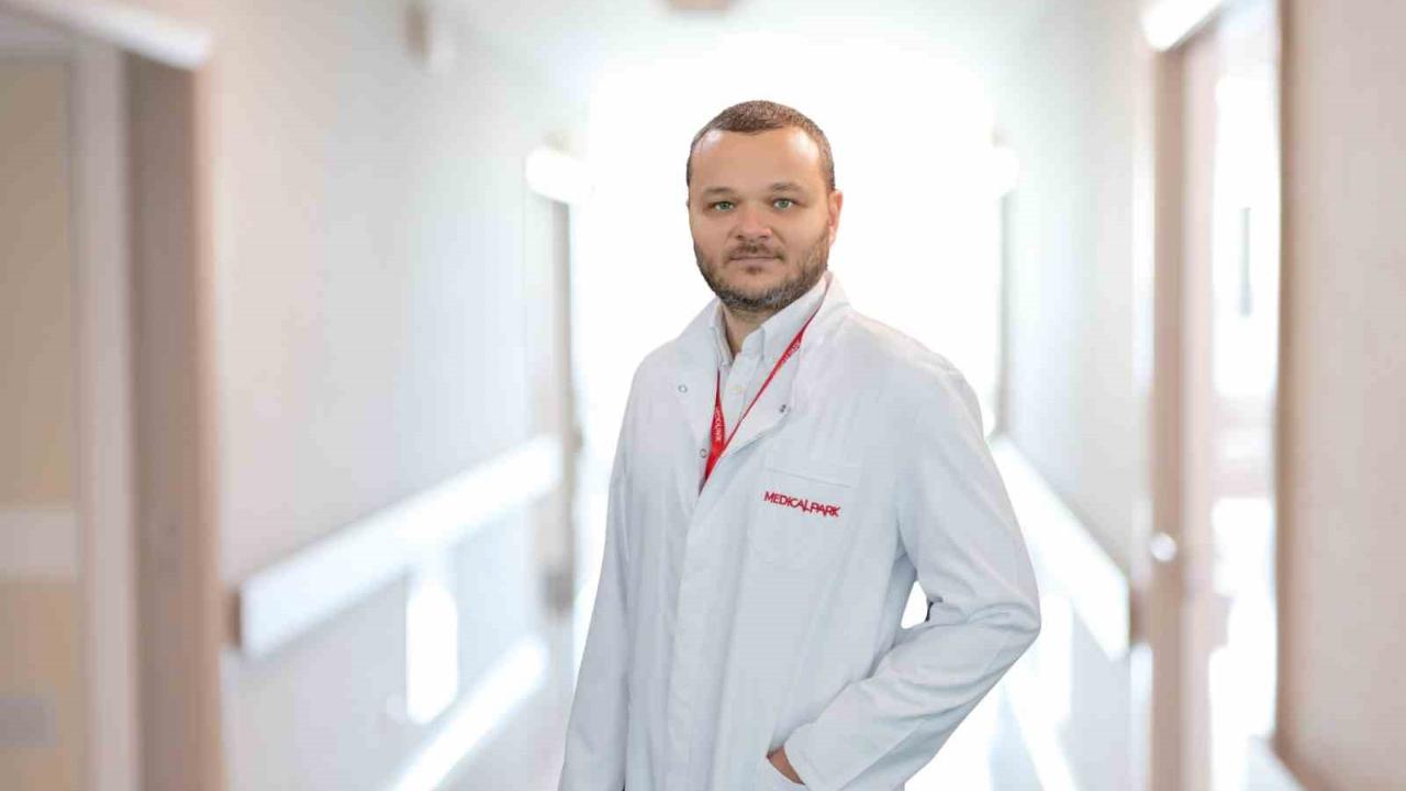 "Yaz sıcakları varis şikâyetlerini artırabiliyor"