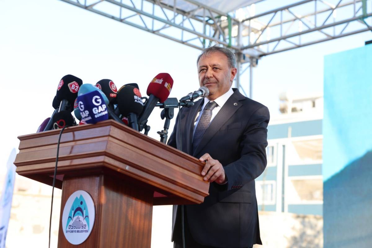 Eyyübiye Belediye Hizmet Binasının Temeli Atıldı