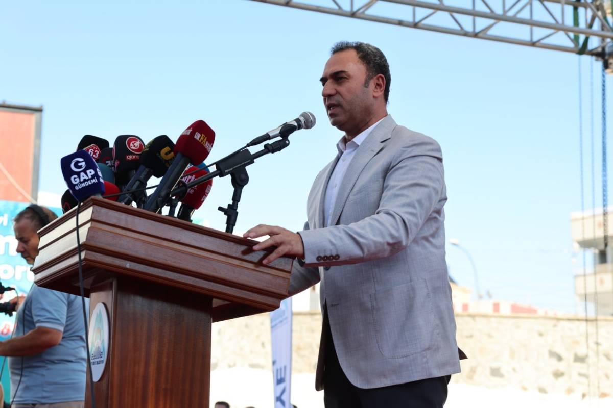 Eyyübiye Belediye Hizmet Binasının Temeli Atıldı