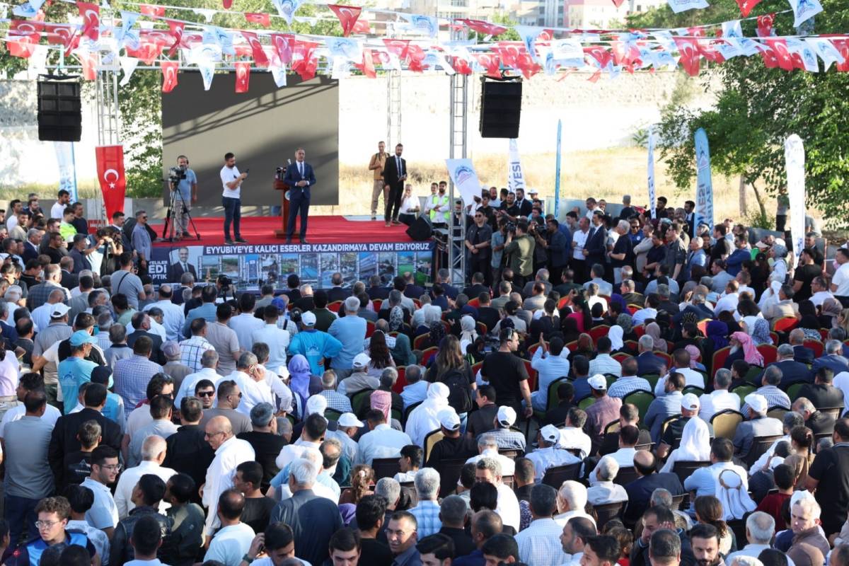 Eyyübiye Belediye Hizmet Binasının Temeli Atıldı